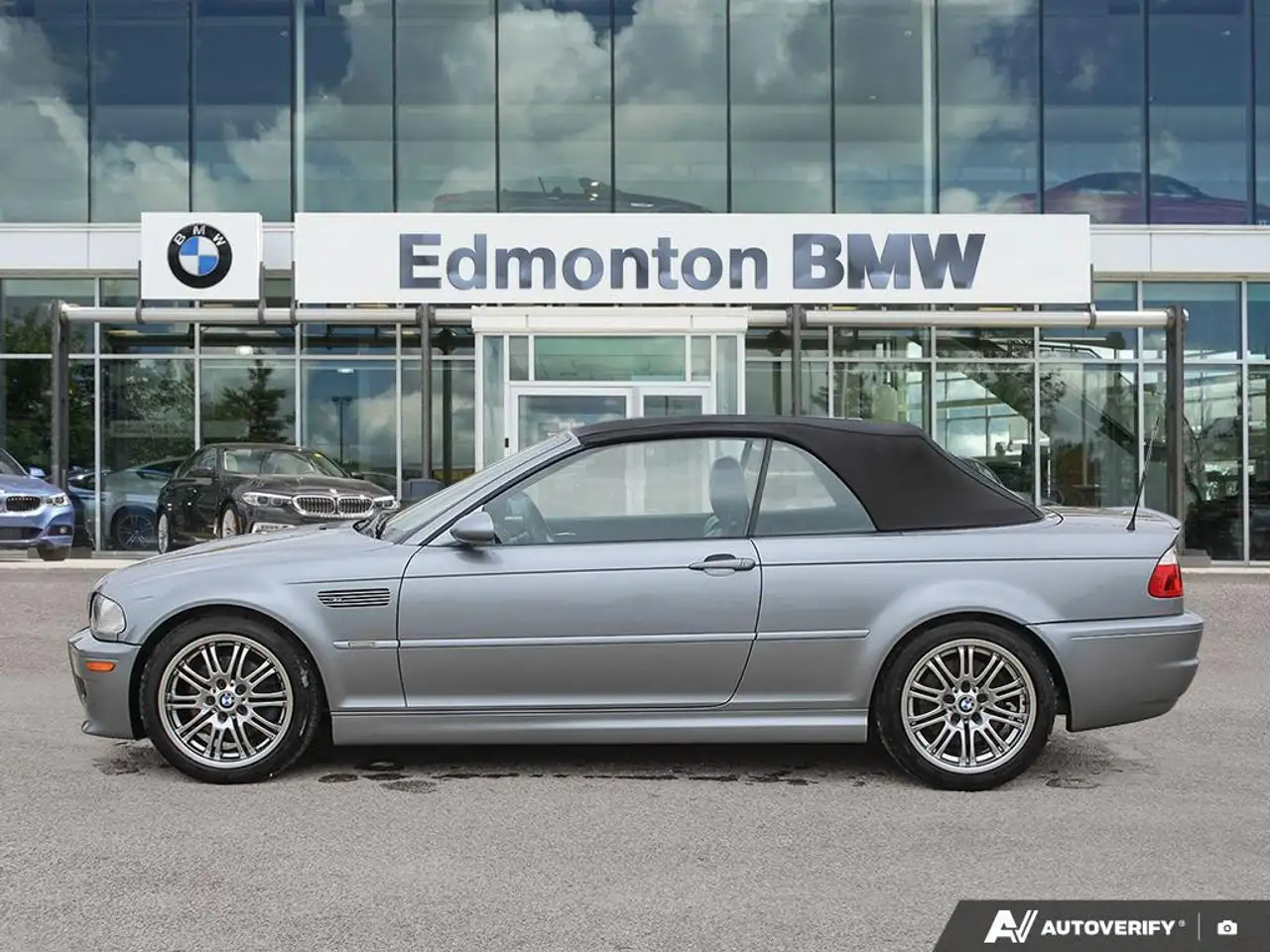 BMW 3 Series снимка BMW 3 Series