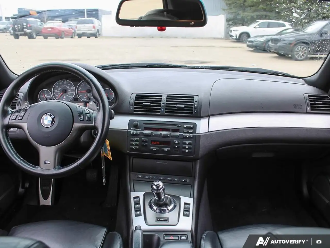BMW 3 Series снимка BMW 3 Series