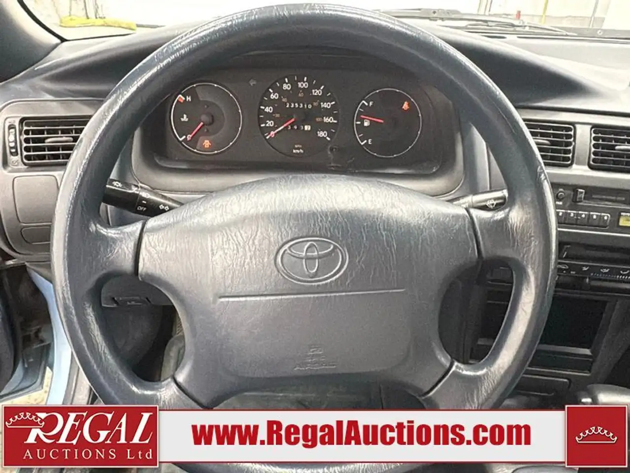 Toyota Corolla снимка Toyota Corolla