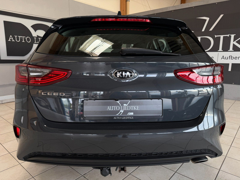 Kia Ceed / cee'd Ceed 1.4 Vision AHK/NAVI/SHZ/LHZ/RFK/LED — photo 9