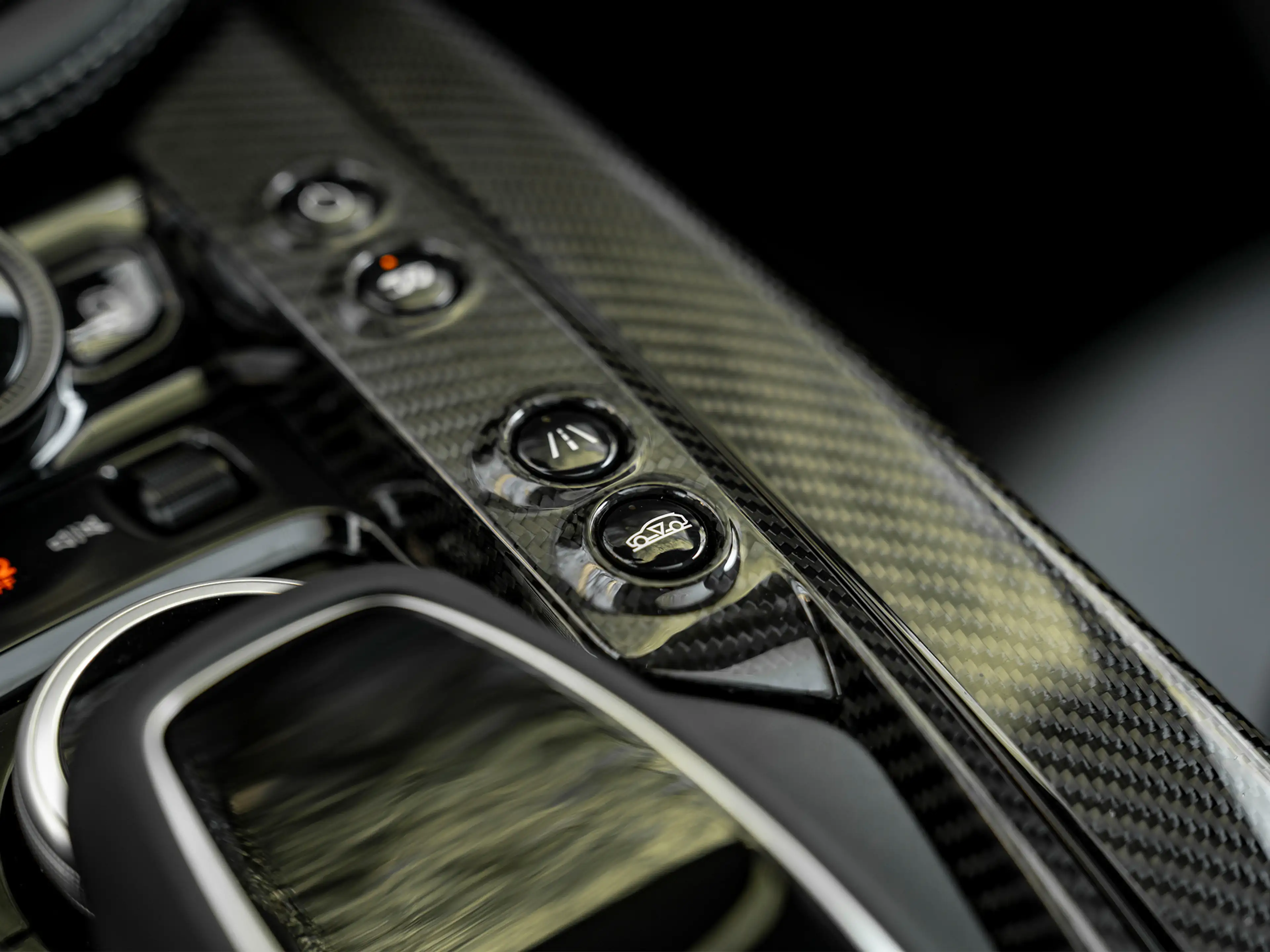 Aston Martin DBX 707 4.0 V8 | Veel carbon! | Alcantara interieur | — photo 11