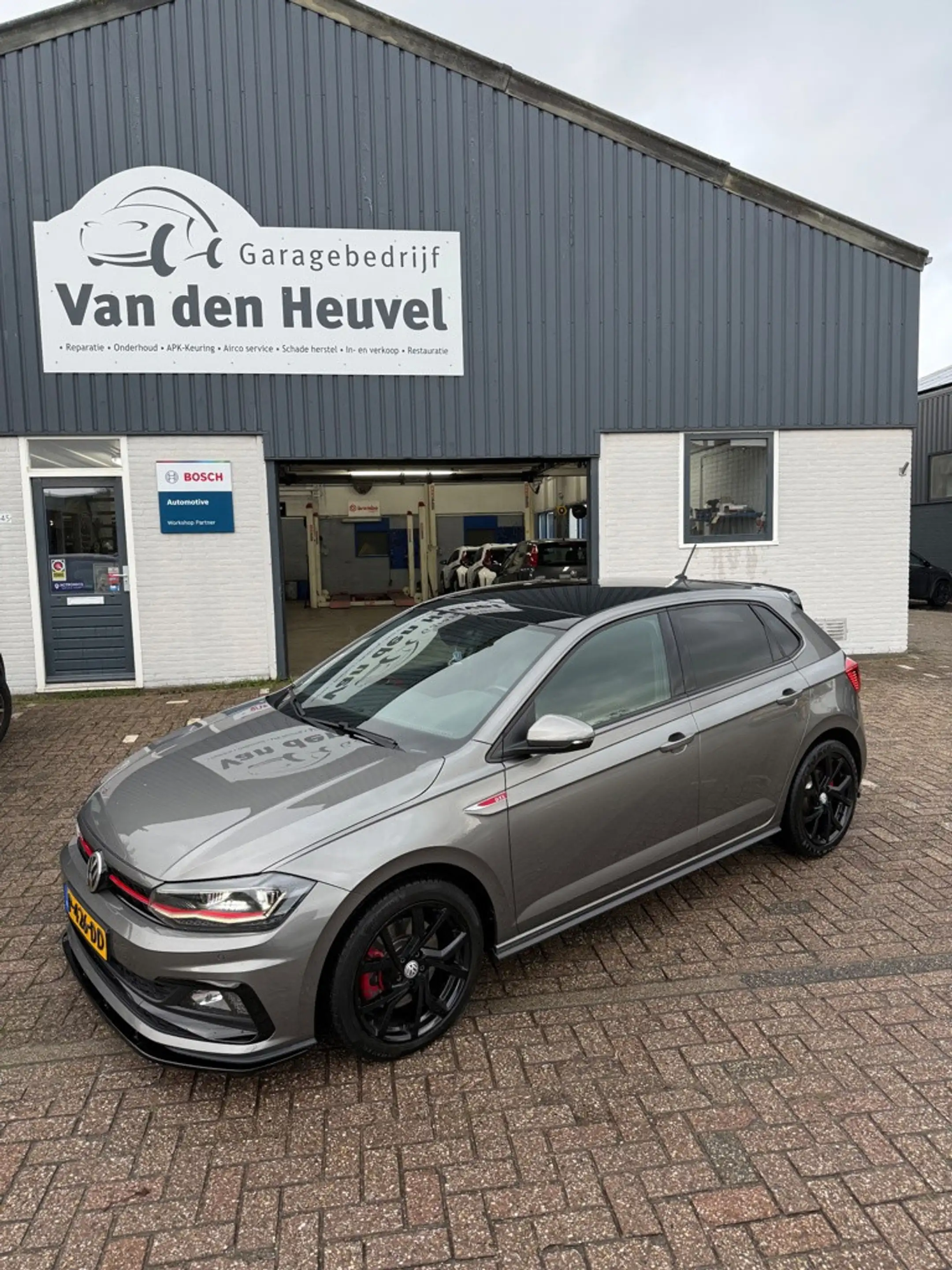 Volkswagen Polo GTI 2.0 TSI
