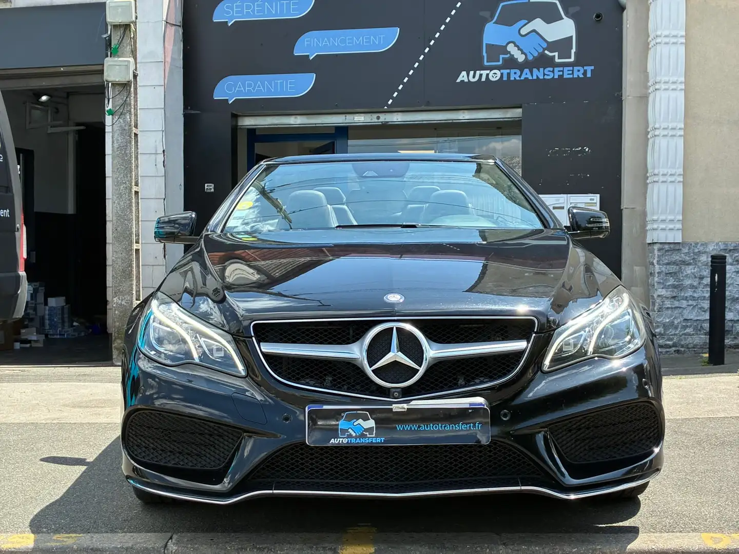 Mercedes-Benz E 250 Classe E Cabriolet 250 CDI Sportline A Noir - 1