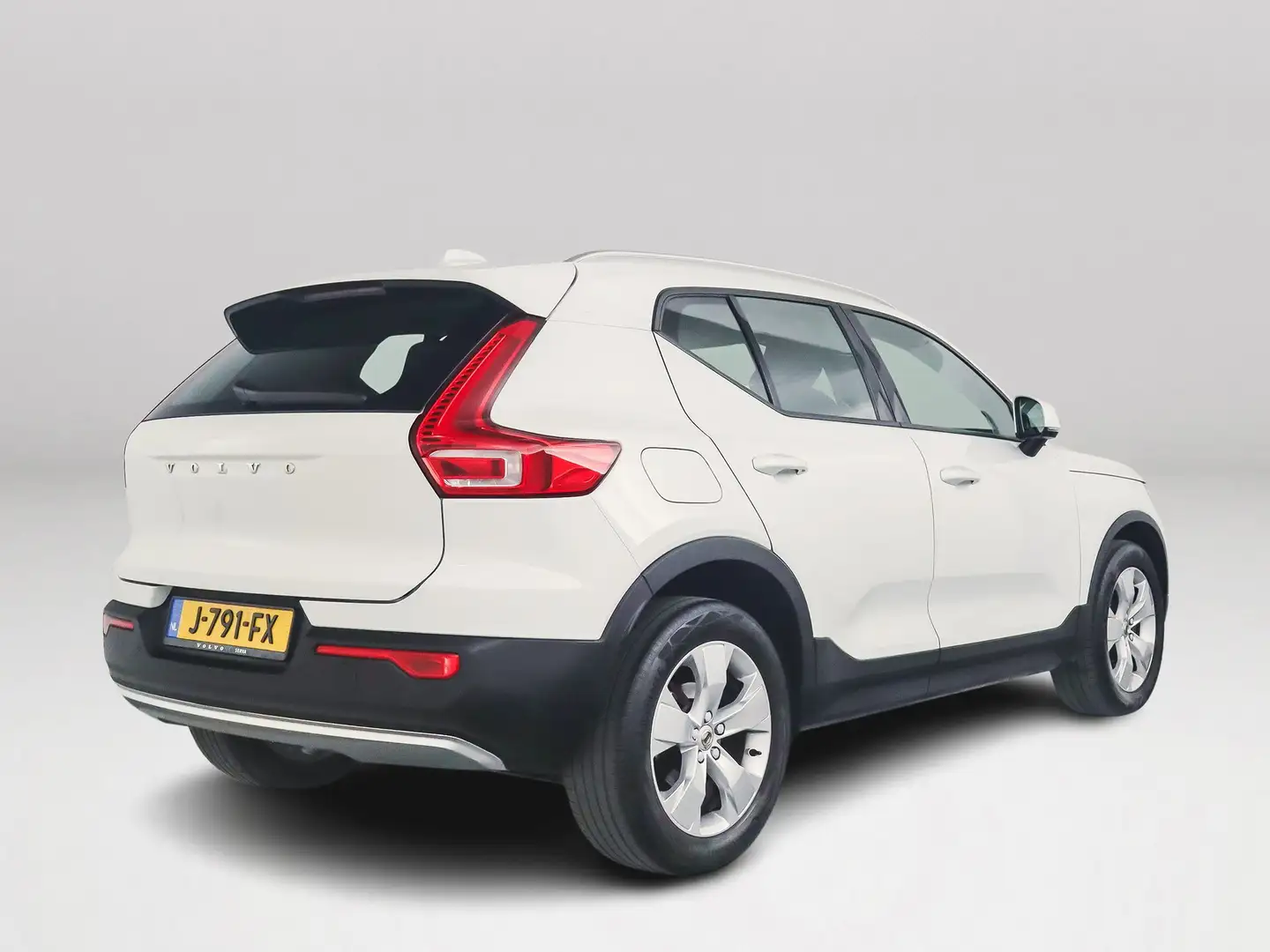 Volvo XC40 T2 Business Pro | Navigatie | Airco Weiß - 2