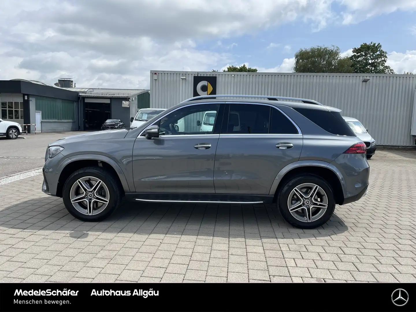 Mercedes-Benz GLE 450 GLE 450 d 4M AMG Premium AHK Airmatic 360° NP125 Grau - 2