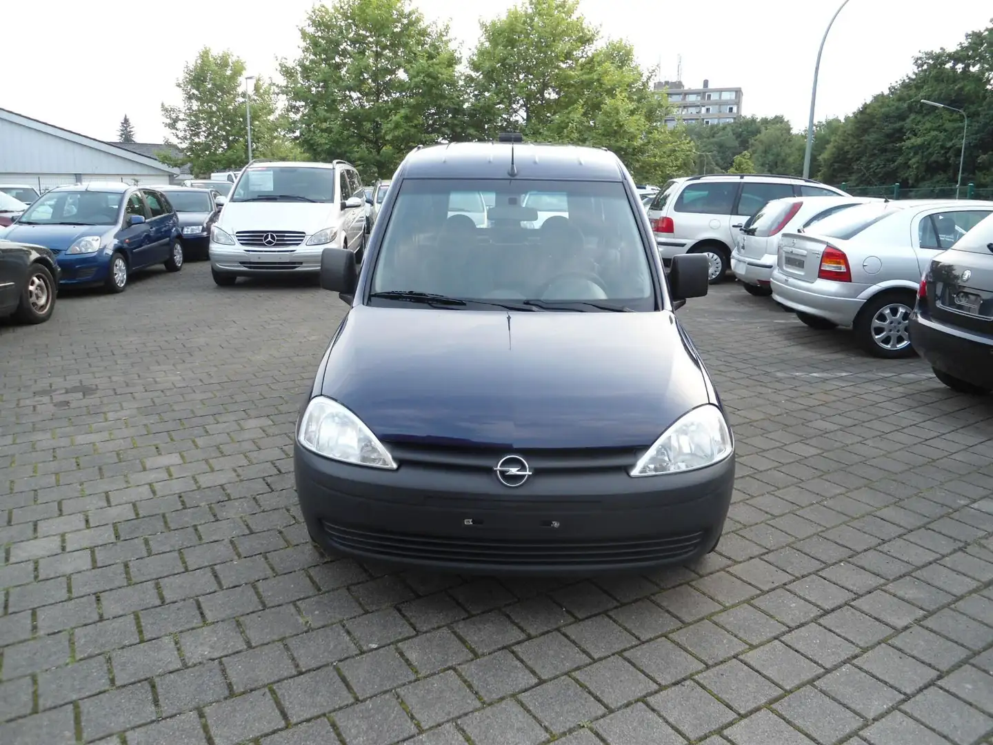 Opel Combo 7 x Combo 1.7 aus 1. Hd Klima 7 Stück 4750€ Albastru - 2