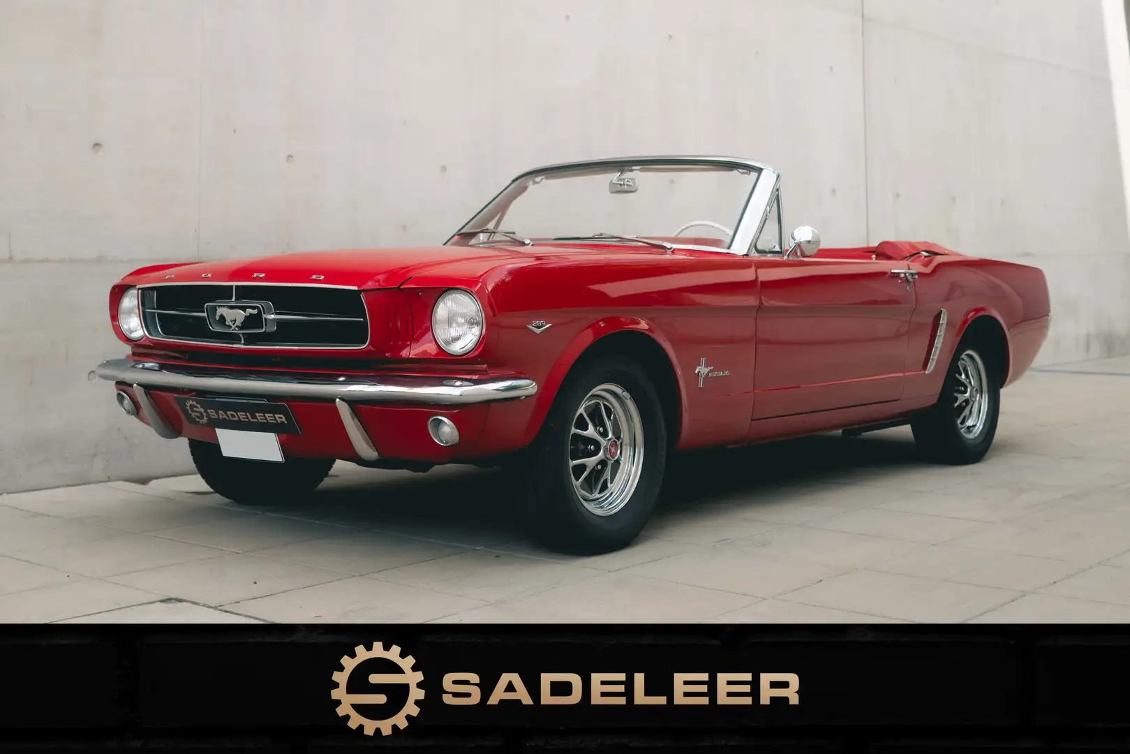 Ford Mustang Convertible 289Cu Rot - 1