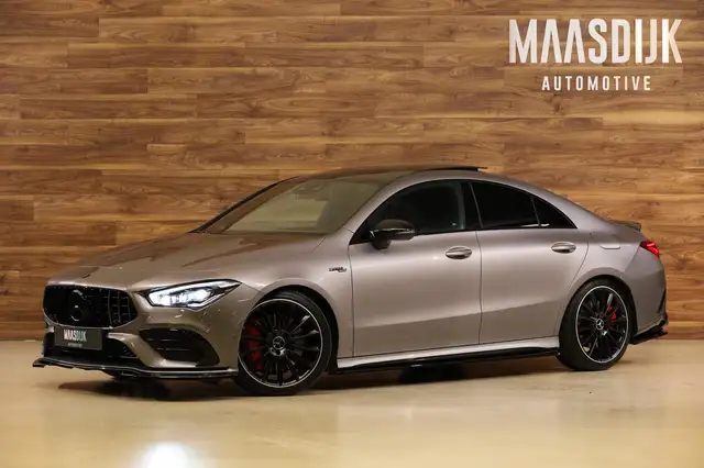 Mercedes-Benz CLA 35 AMG 4MATIC