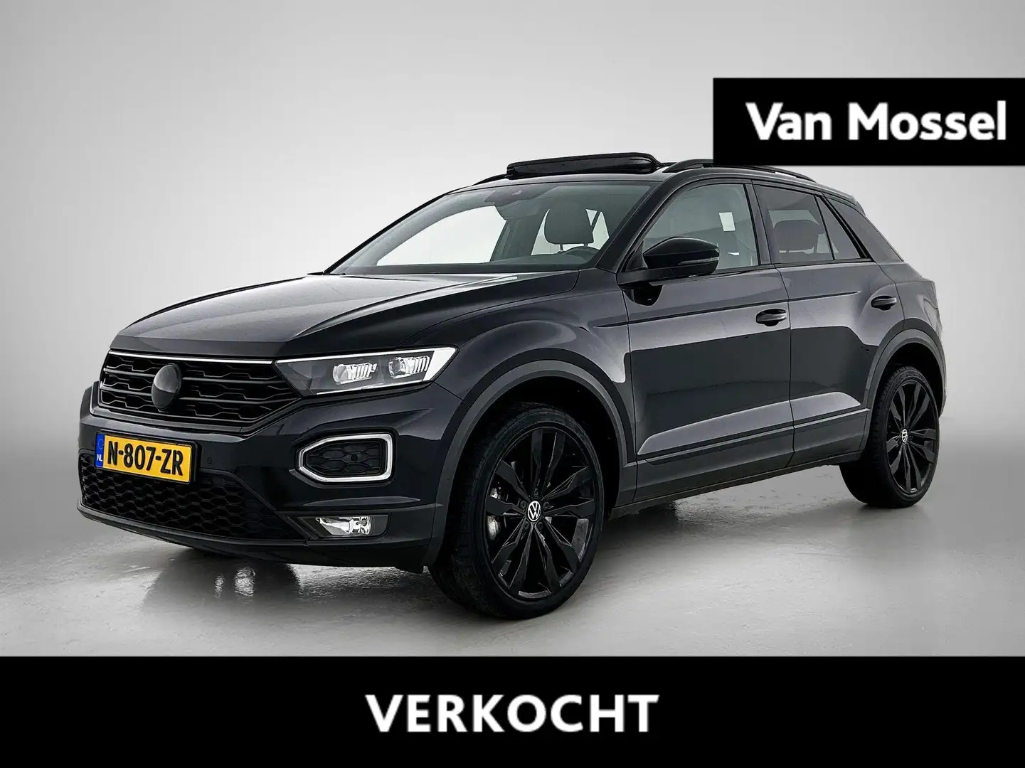 Volkswagen T-Roc 1.5 TSI Sport | 150PK | Automaat | Black Style | P Zwart - 1