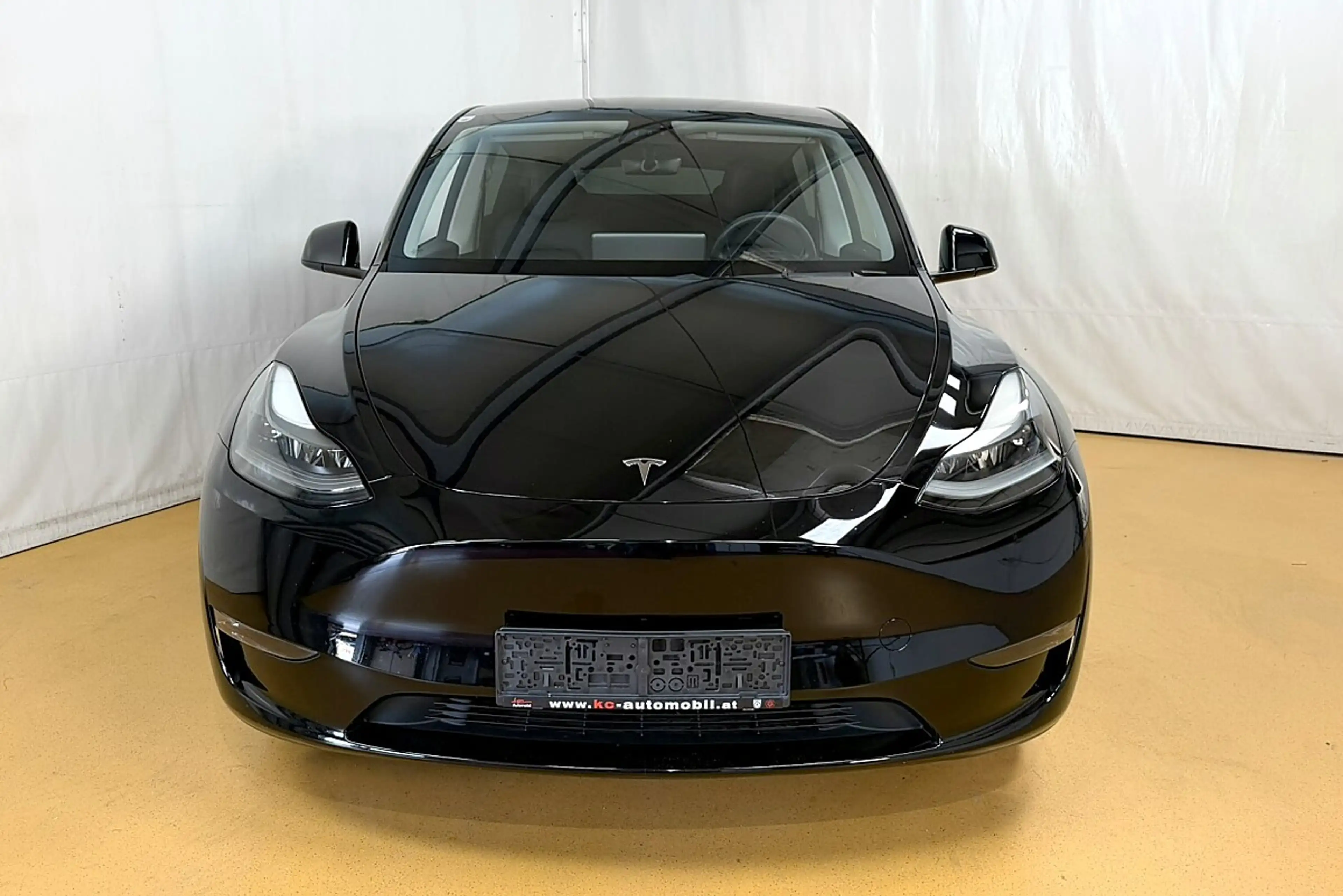 Tesla Model Y Dual Maximale Reichweite Dual AWD — photo 13