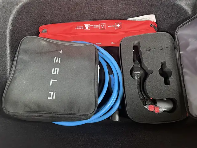 Tesla Model Y view 14