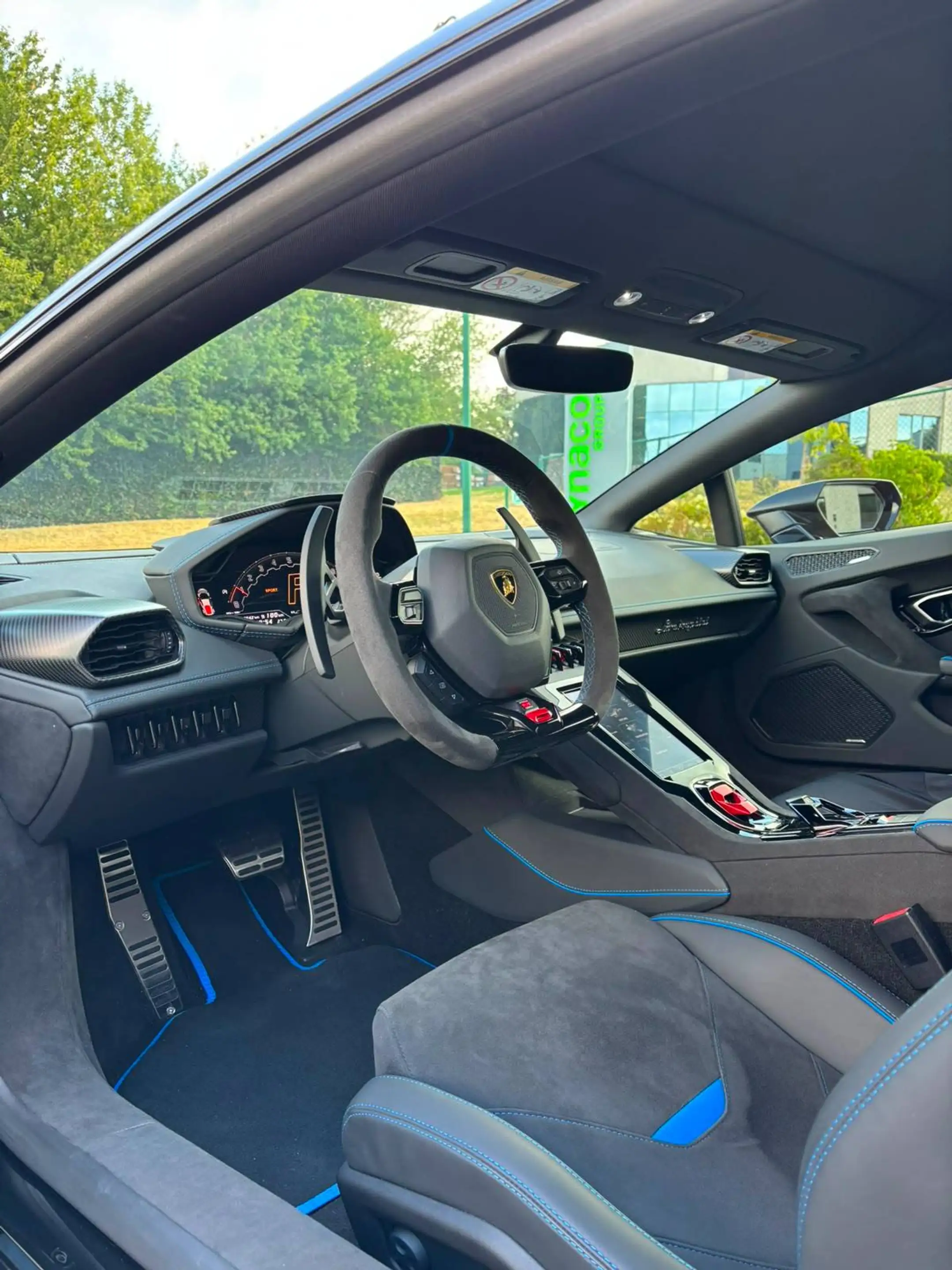 Lamborghini Huracán Tecnica 5.2i V10 40v LP640-4 — photo 9