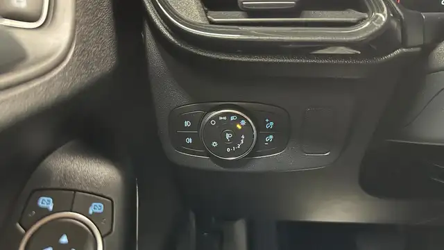 Ford Puma view 19