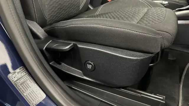 Ford Puma view 16