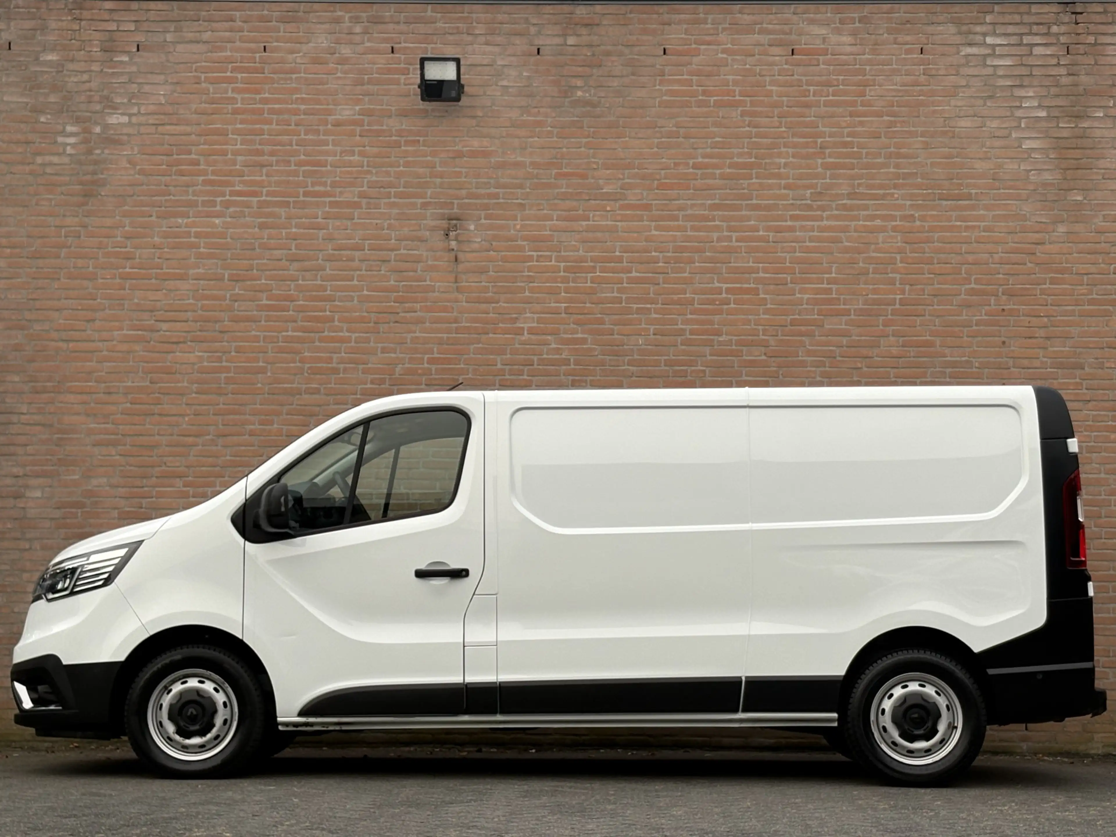 Renault Trafic 2.0 Bleu DCI 130PK Lang / Cruisecontrol / Camera / — photo 10