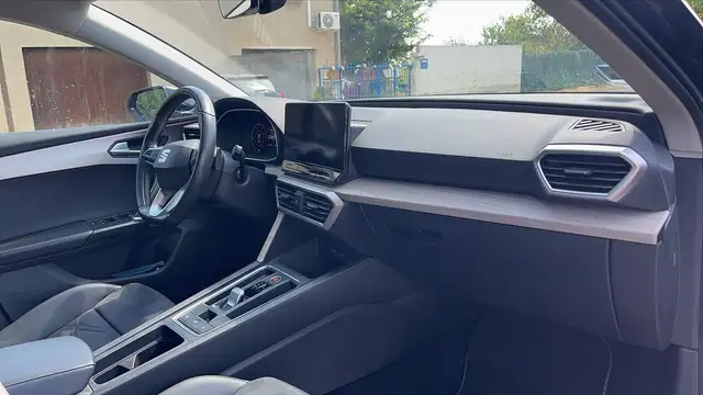 Seat Leon view 10