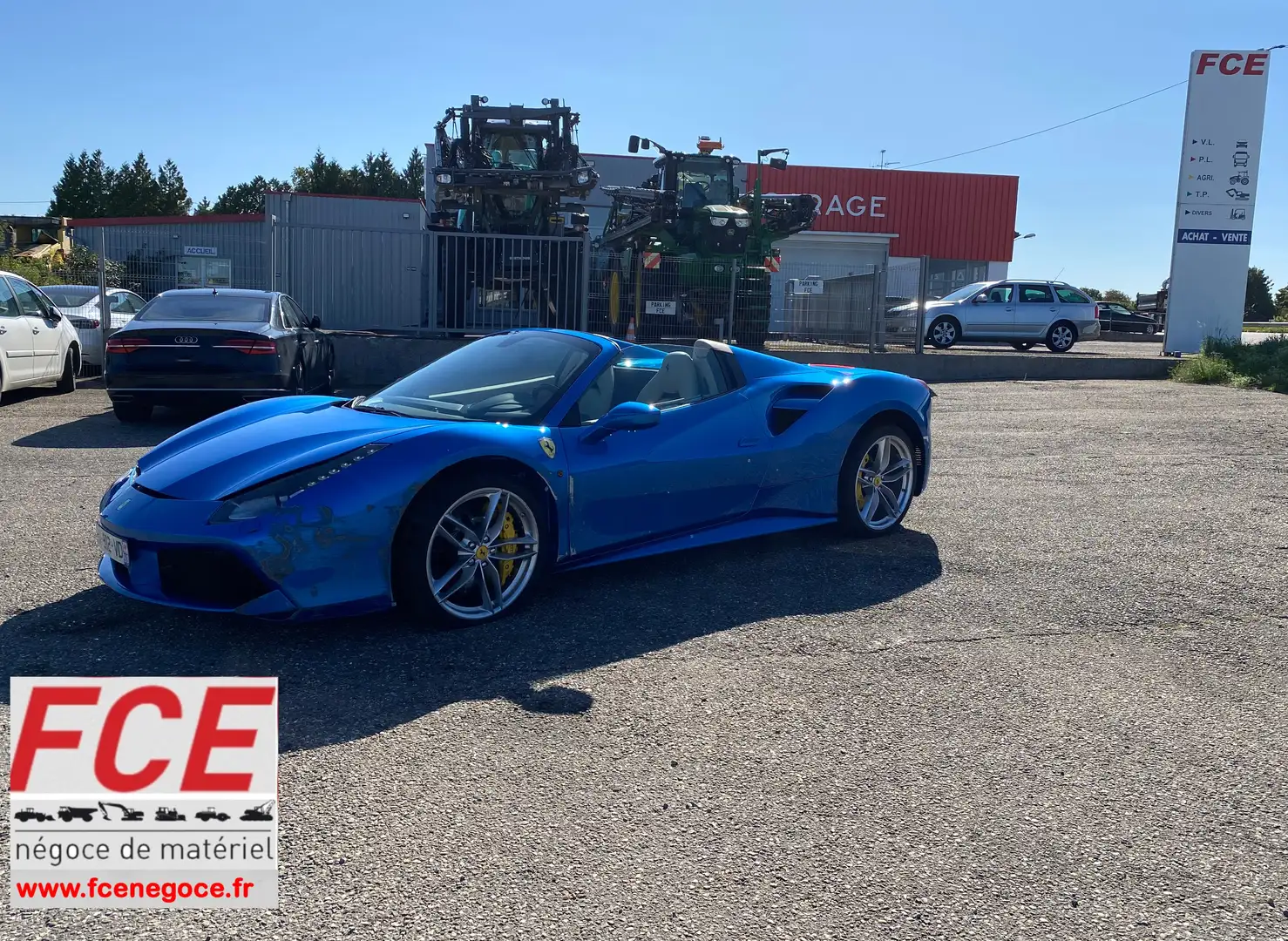 Ferrari 488 488 SPIDER -Carte Grise Française endommagé Blau - 1