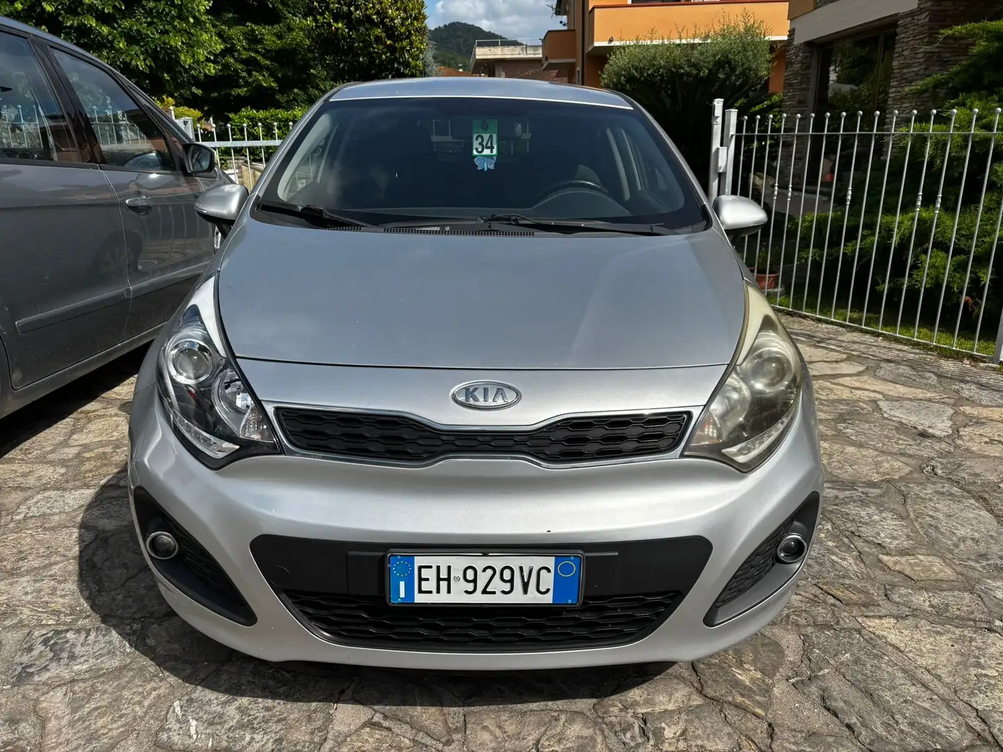 Kia Rio Kia Rio 1.4 CRDi WGT 5p. EX PLUS Silber - 2