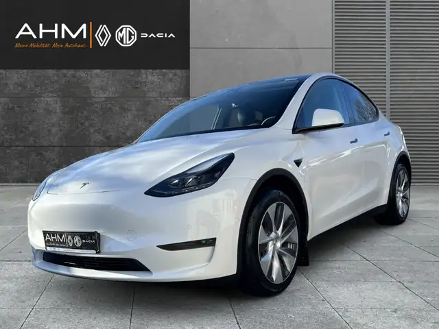 Tesla Model Y Long Range Dual AWD