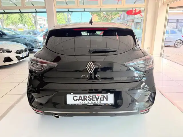 Renault Clio view 6
