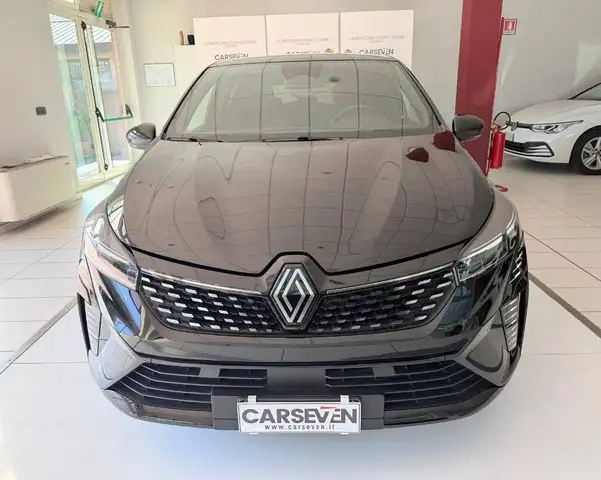Renault Clio view 2