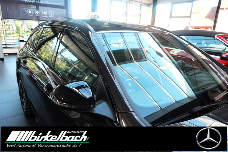 Mercedes-Benz C 300 T d AMG Night LED Ambiente Pano AHK — photo 15