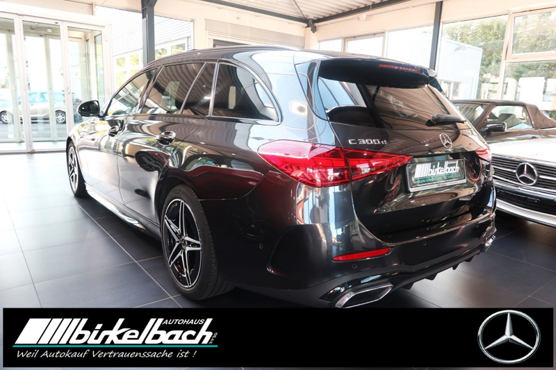 Mercedes-Benz C 300 T d AMG Night LED Ambiente Pano AHK — photo 2