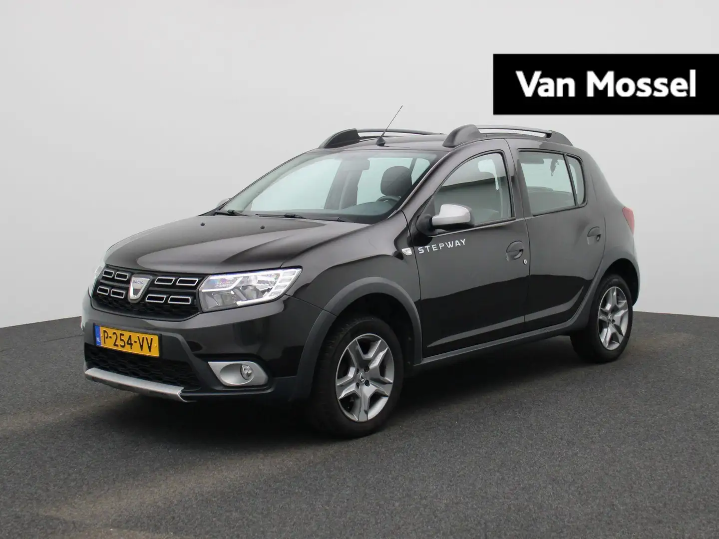 Dacia Sandero 0.9 TCe Tech Road | Trekhaak | Camera | Full-Map N Zwart - 1