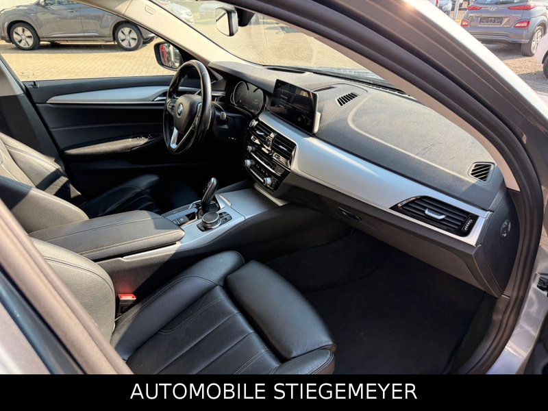 BMW 520 5 Touring 520 d xDrive Volleder schwenkb.AHK — photo 13