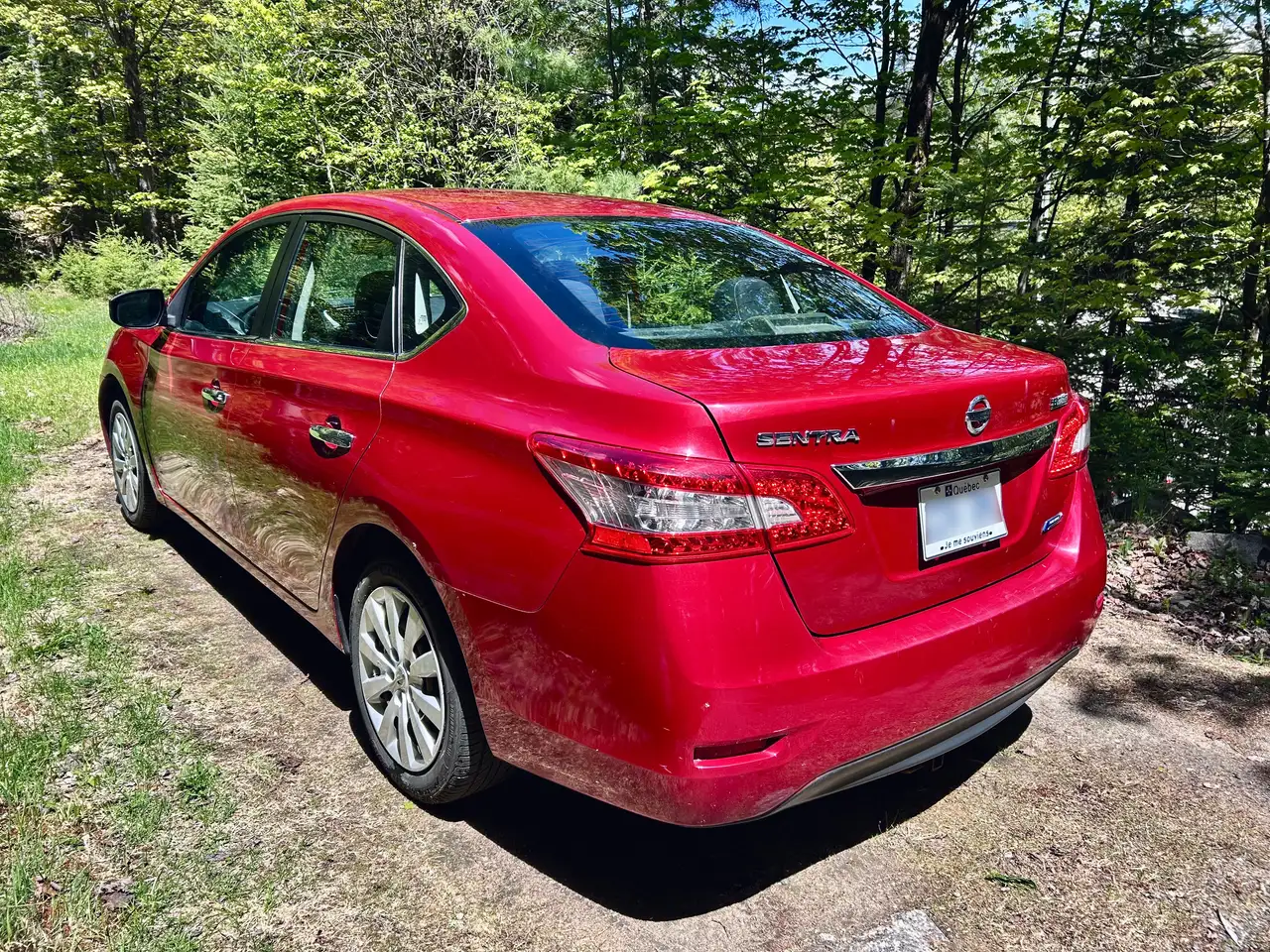 Nissan Sentra снимка Nissan Sentra