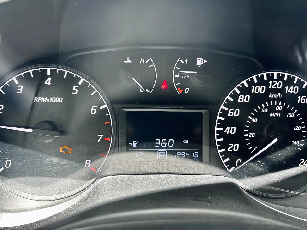 Nissan Sentra снимка Nissan Sentra