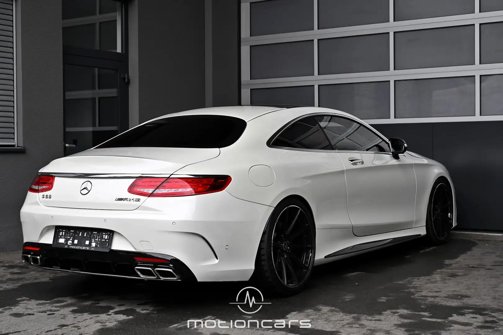 Mercedes-Benz S 500 S-Klasse Coupe S 500 S63 AMG 4Matic  EXP € 51.980 Blanc - 2