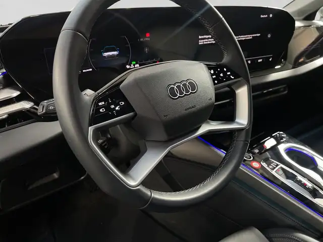 Audi A6 view 9