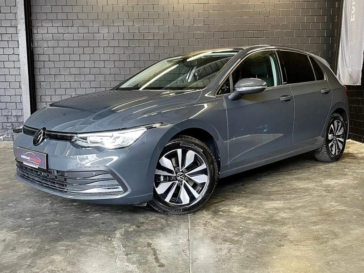 Volkswagen Golf LIFE "MOVE" 2.0 TDI 150CV DSG7 ** Attelage * Gris - 1