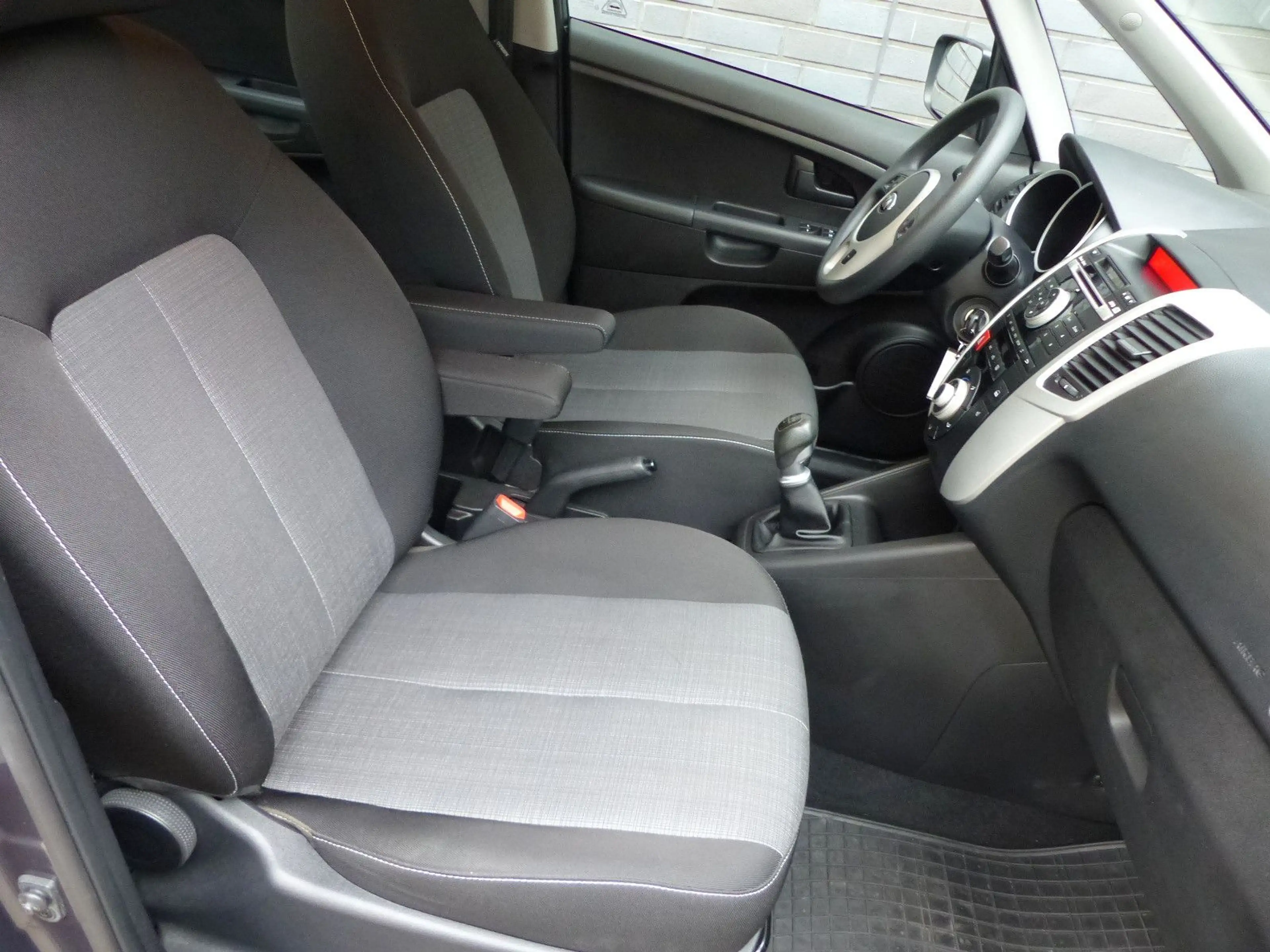 Kia Venga Edition Klima/Bluetooth/Sitzheiz/2.Hd — photo 3
