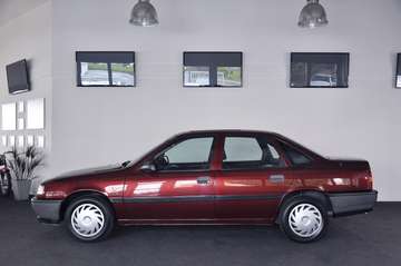 A ! 1. Hand (89 Jahre) ! Nur 094.610 km !