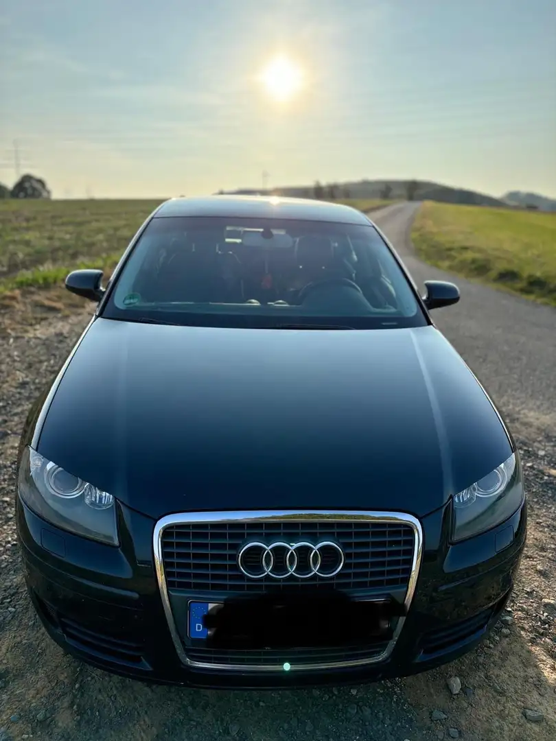 Audi A3 A3 2.0 TDI Sportback DPF Ambiente Blau - 1