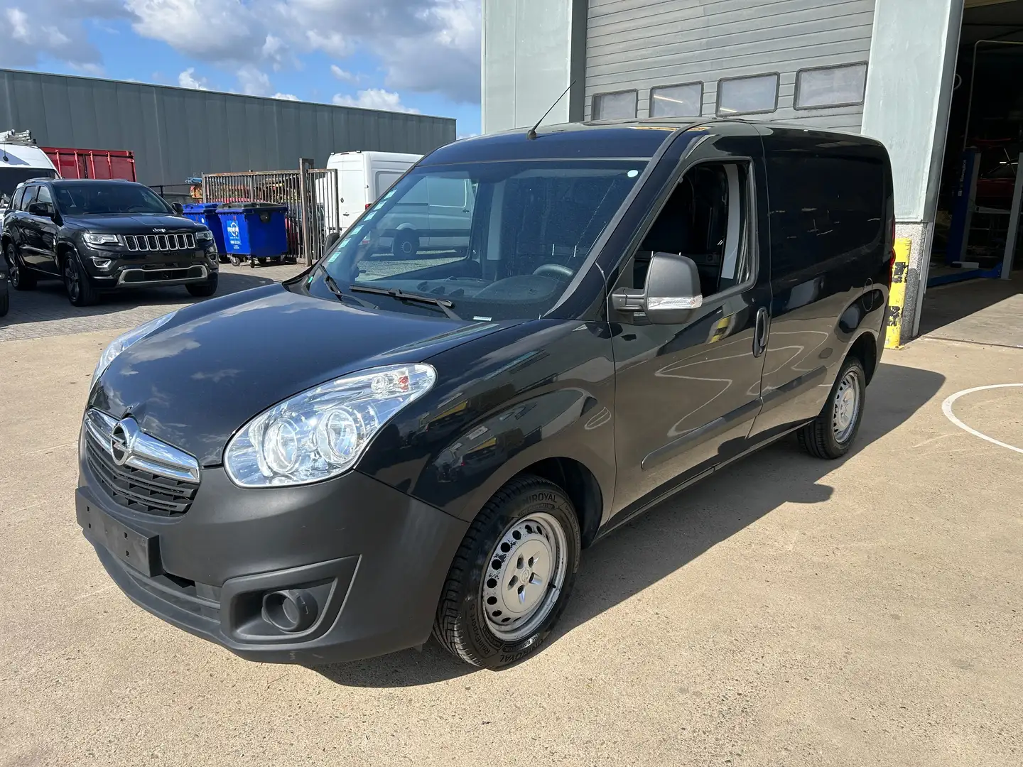 Opel Combo 1.3 dci met airco top aanbieding reeds gekeurd Noir - 1