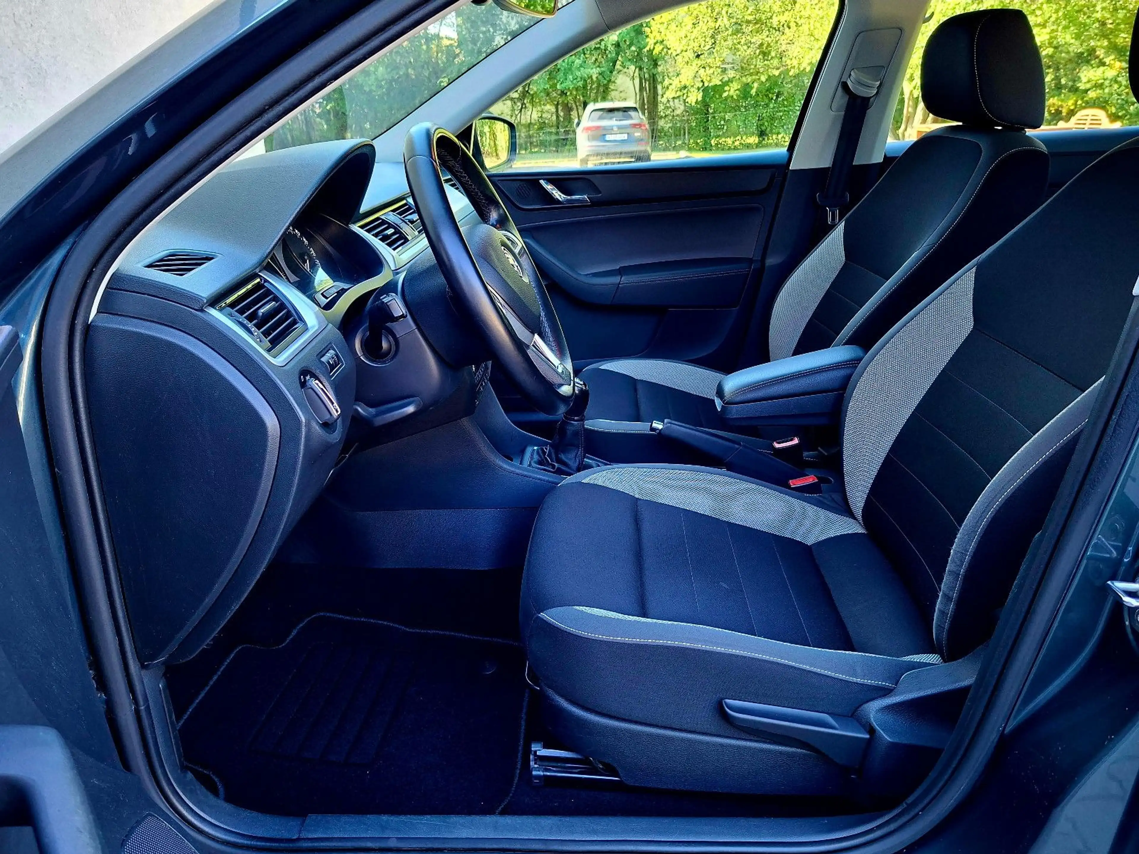 Skoda Rapid/Spaceback Spaceback + Tüv neu — photo 10