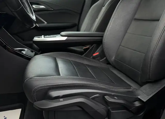 BMW X1 view 6