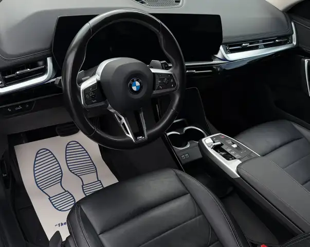 BMW X1 view 5