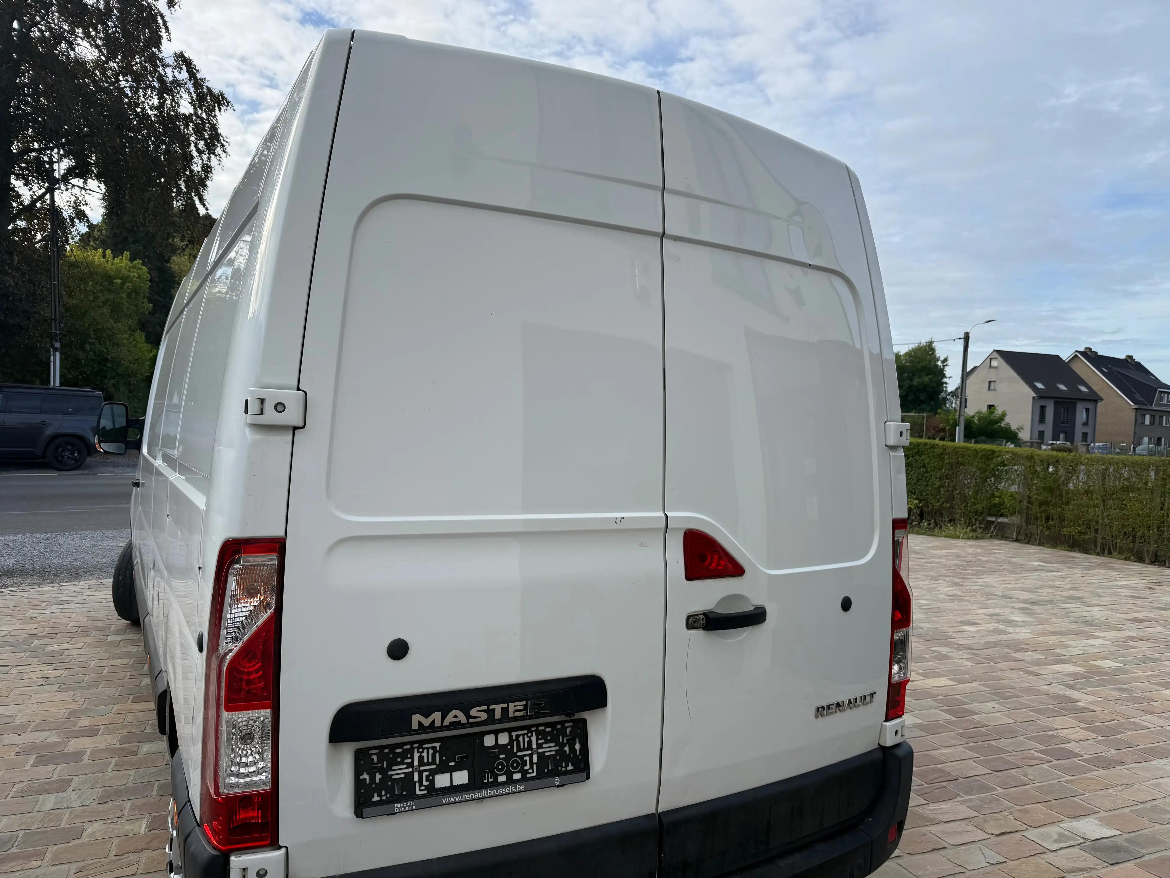 Renault Master 2.3 dCi 35 L3H2 En. Blue Confort (EU6d) — photo 3