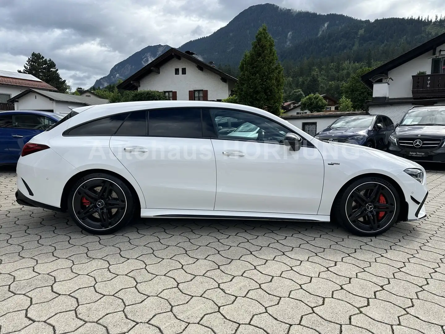 Mercedes-Benz CLA 35 AMG CLA35 AMG 4M SB AERO NIGHT2 HUD PANOSD PERF-SITZ Blanc - 2