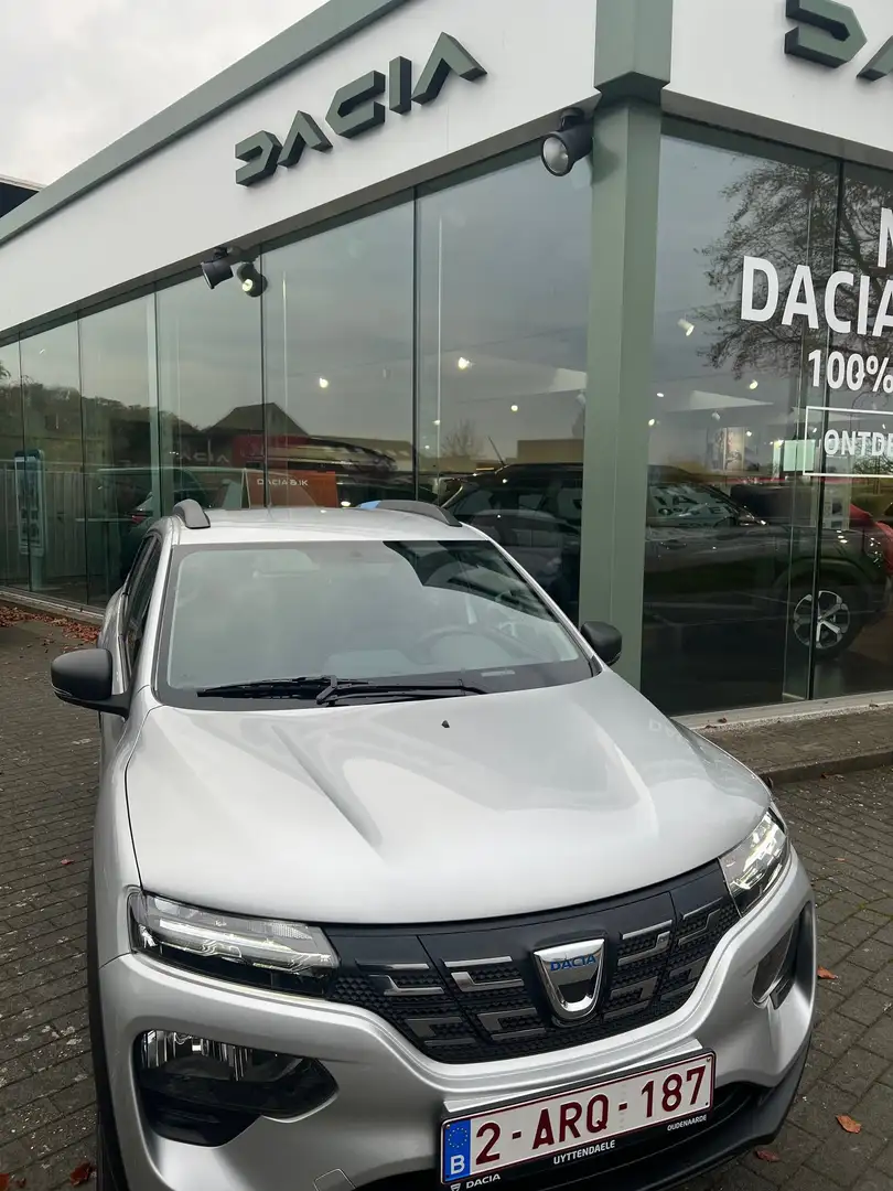 Dacia Spring 27.4 kWh Business Ezüst - 2