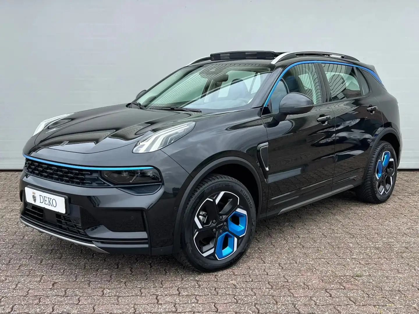 Lynk & Co 01 Lynk&Co 1.5 HEV, Mild Hybride, geen Plug-in! Panor Noir - 1
