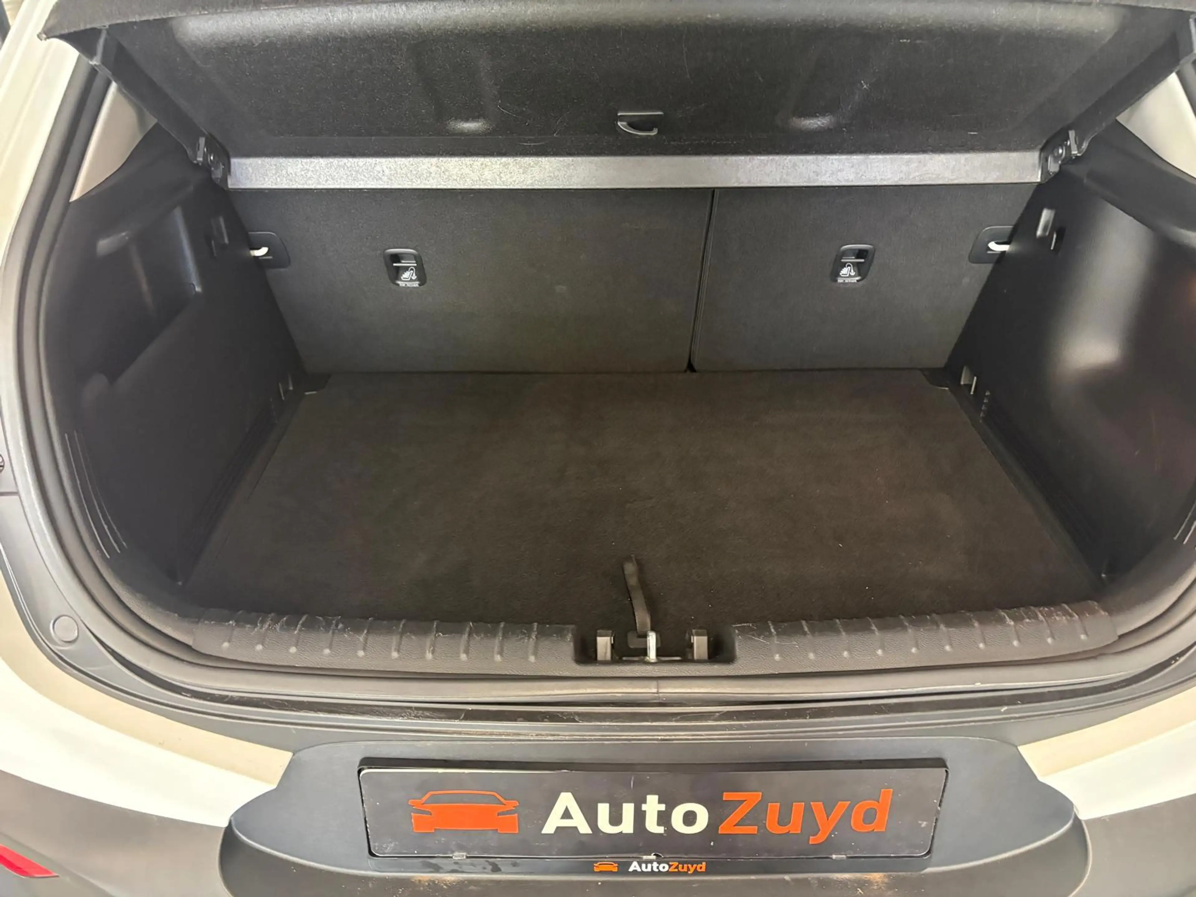 Kia Stonic 1.0 T-GDi Dynamic Plus Line Automaat | NAVI | PDC — photo 13