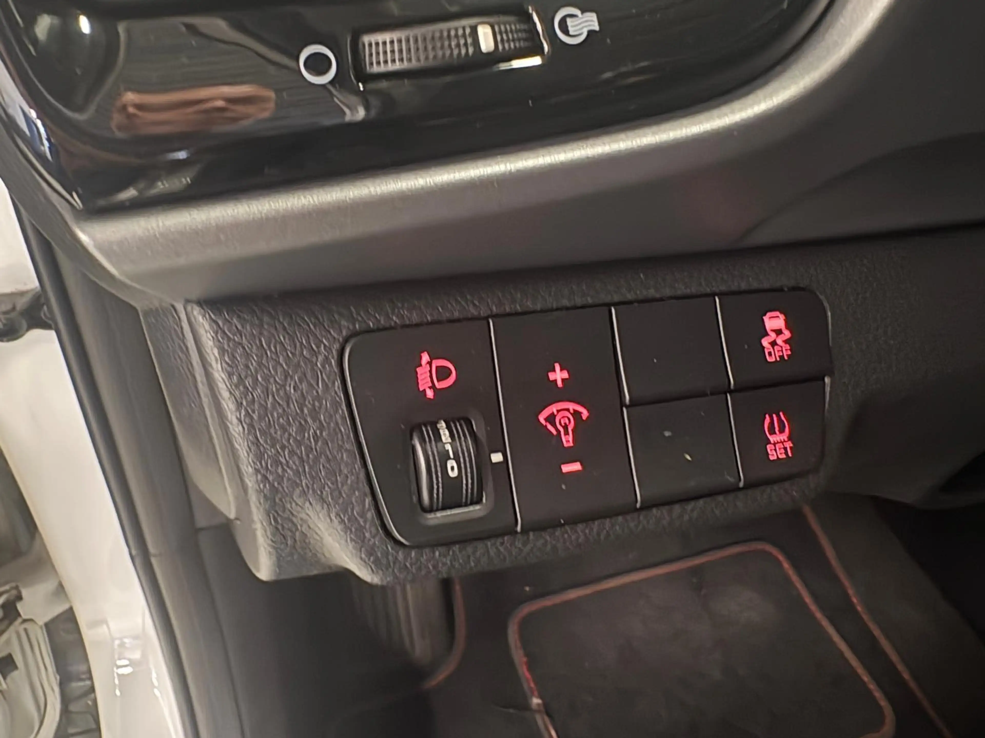 Kia Stonic 1.0 T-GDi Dynamic Plus Line Automaat | NAVI | PDC — photo 19