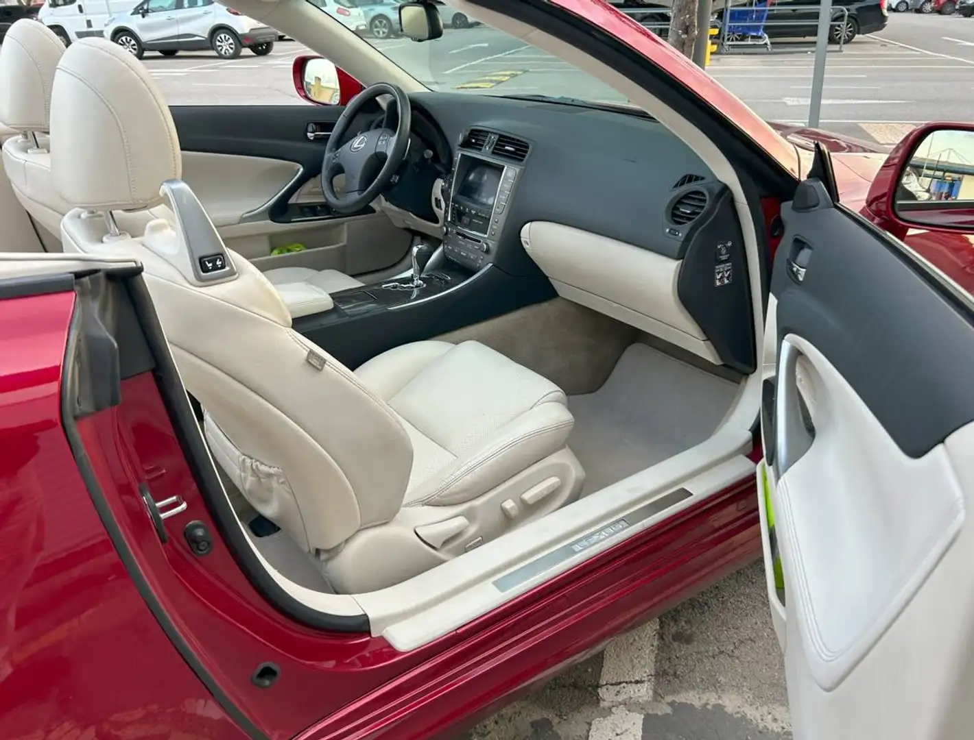 Lexus IS 250 IS 250 C President Aut. President Rojo - 1