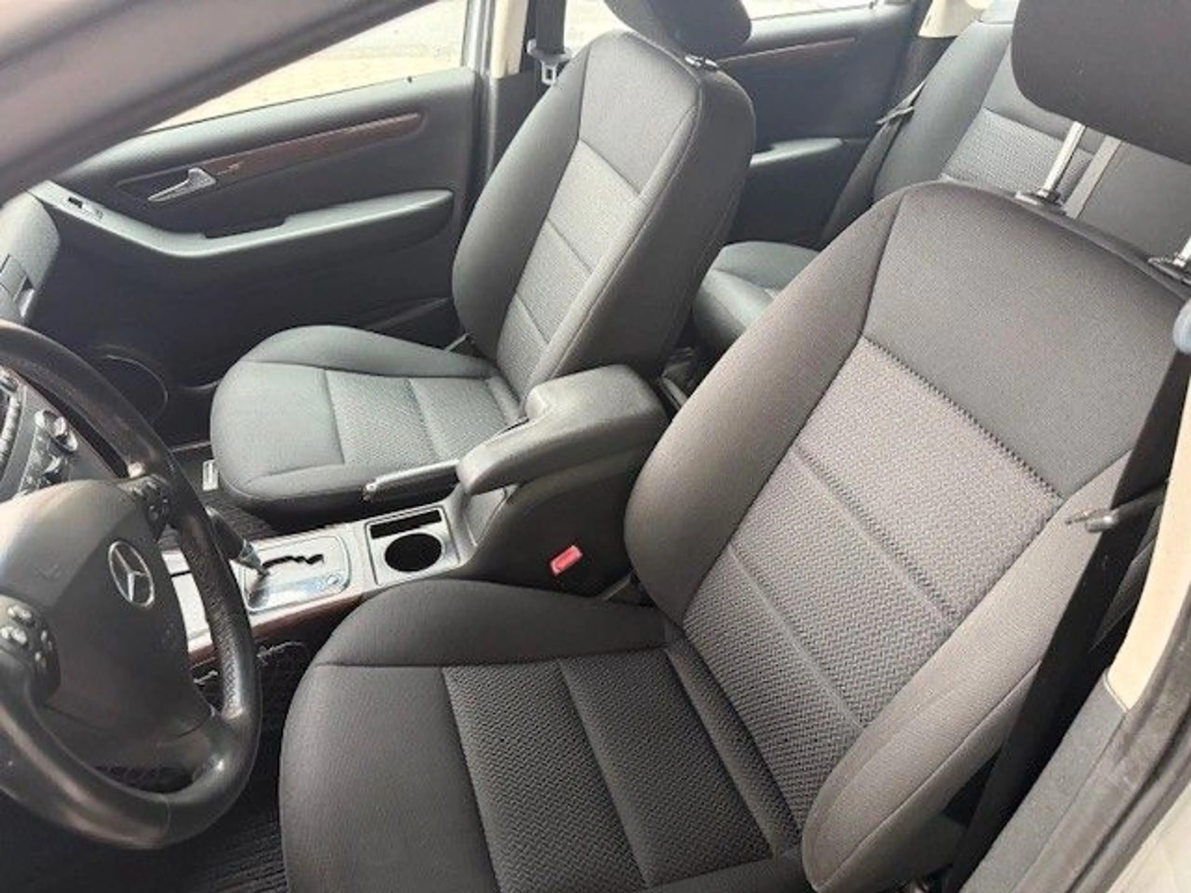 Mercedes-Benz A 200 CDI Elegance Automatik — photo 10