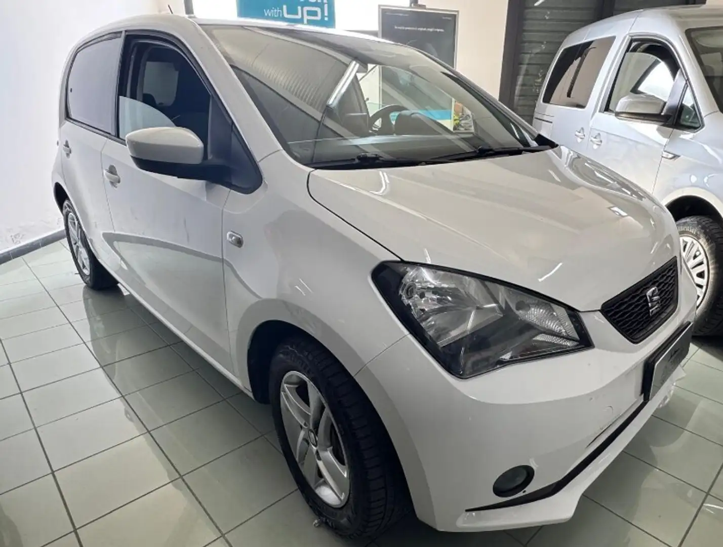 SEAT Mii Mii 1.0 5 porte Chic Bianco - 2
